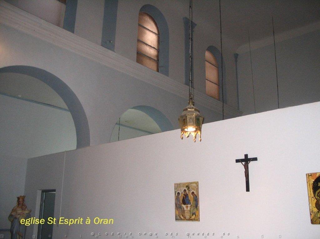 ORAN MAI 2008 2985 Eglise St Esprit Oran.jpg